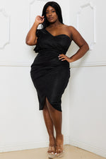 Load image into Gallery viewer, Glittered Ruffle
