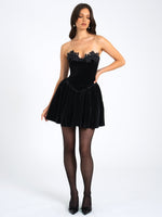 Load image into Gallery viewer, Nora
