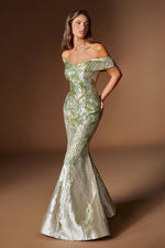 Load image into Gallery viewer, Timeless elegance
