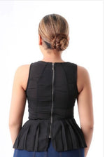 Load image into Gallery viewer, Round Neck sleeveless back zipper top
