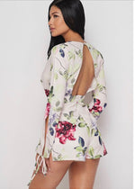 Load image into Gallery viewer, Floral printed romper with V neck
